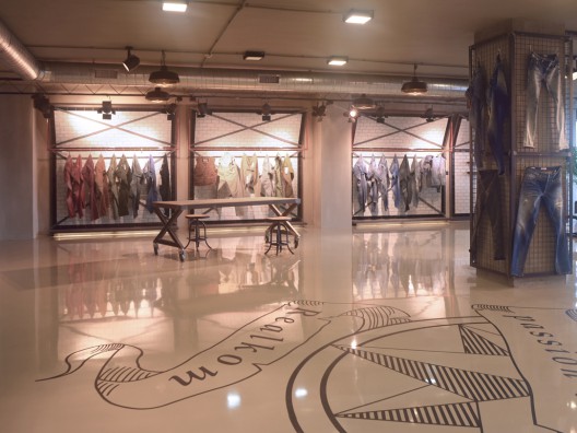 Realkom – Jean Showroom